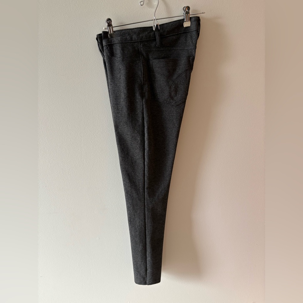 Calvin Klein Charcoal Soft Knit Charcoal Jeans. Size 6. Like New!